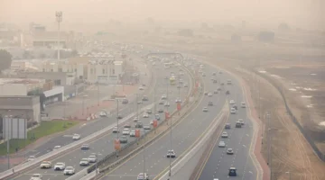 مركز الأرصاد يحذر من رياح مثيرة للغبار تتسبب في تدني الرؤية غداً